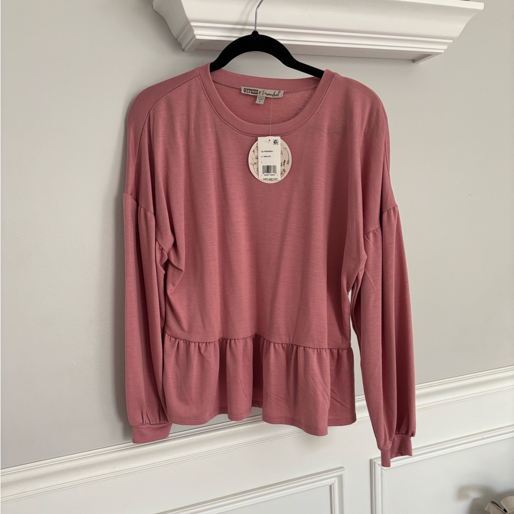 NWT- Women’s Peplum Sweatshirt- Size Large